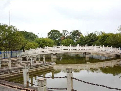 衡阳市蒸湘区仁爱实验中学|衡阳全日制|全寄宿|全封闭|半月假制初级中学